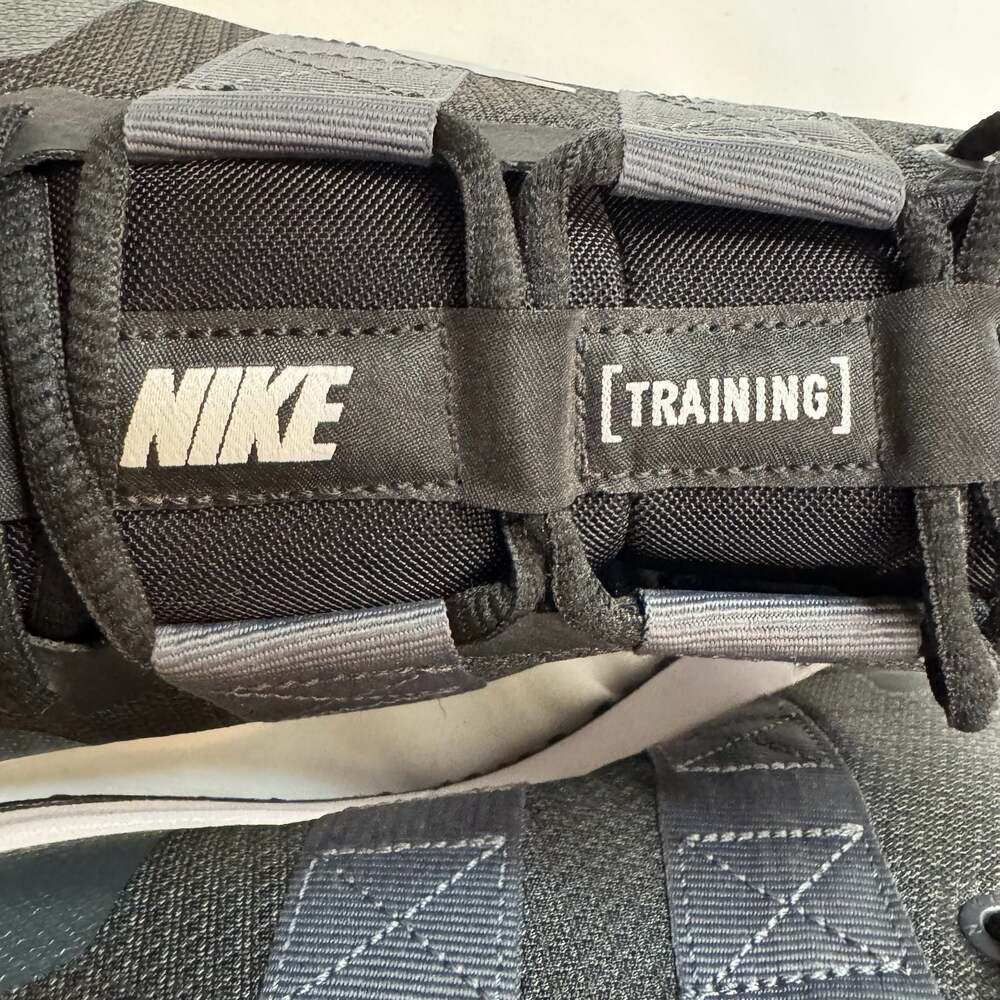 Nike Varsity Compete TR 2 Black Training Sneakers Mens 12.5 Gym Shoes - Picture 2 of 7